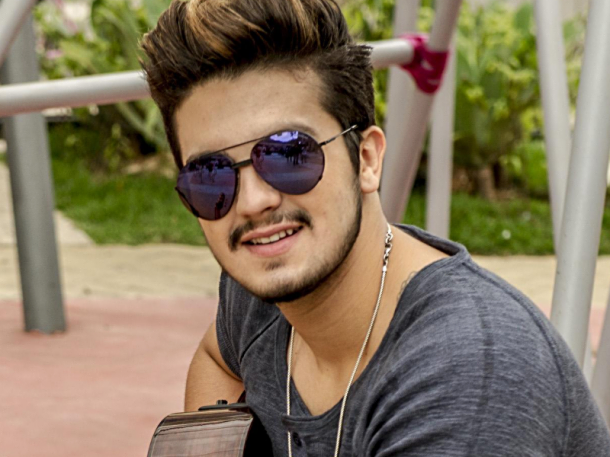 LUAN SANTANA