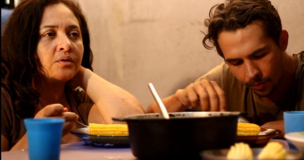 CURTA: TERRA DE NÓS DOIS