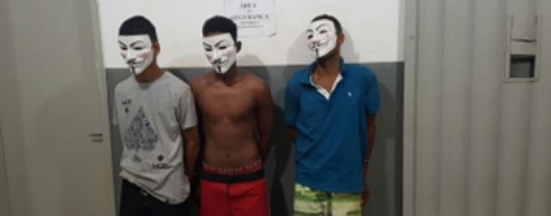 bandidos máscara