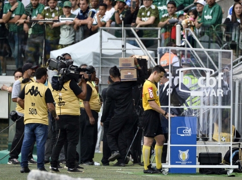 VAR