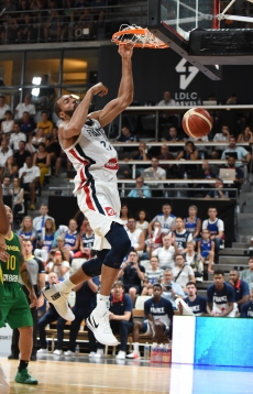 duelo basquete