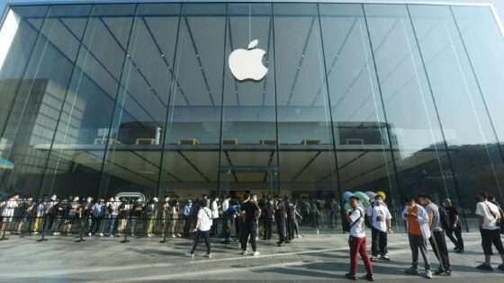 FÁBRICA DA IPHONE