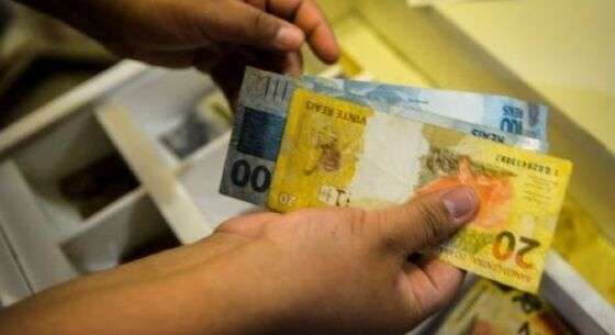 dinheiro-esquecido-notas-dinheiro-banco-central-01122022184701612.jpeg