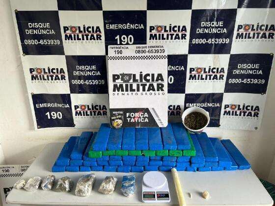 Força Tática prende mulher com 54 tabletes de maconha em Cuiabá.jpg