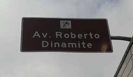 avenida roberto dinamite.jpg