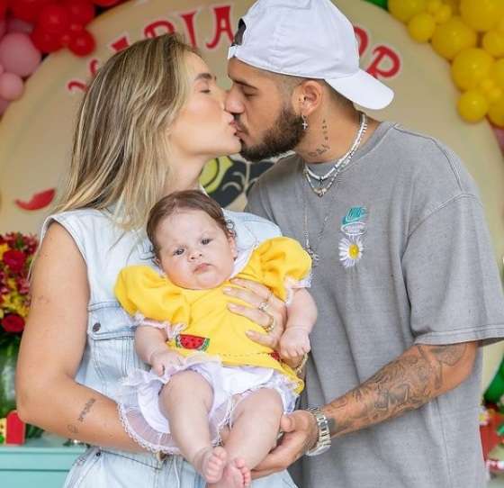 virginia, zé e maria flor.jpg