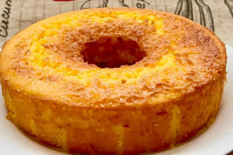 Bolo de laranja sem leite e sem farinha feito no liquidificador