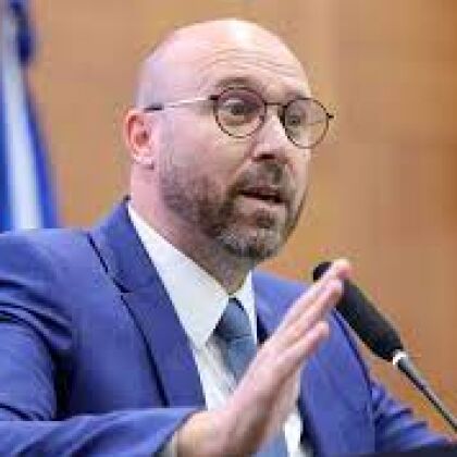 Beto Dois a Um encerra atividades legislativas 2025 com sessão especial de honrarias