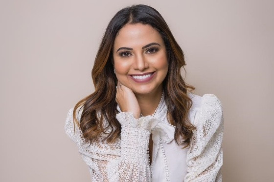 Luciana-Rocha-gastroenterologista.jpg