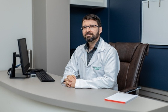 DR.-DALVANI-DORN-ARTIGO.jpg