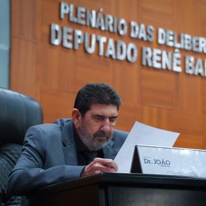 Aprovada lei do Dr. João que fortalece produção, inovação e logística do setor de fertilizantes 