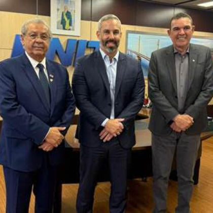 Jayme Campos e Juarez Costa pressionam DNIT por avanços nas obras da BR-158