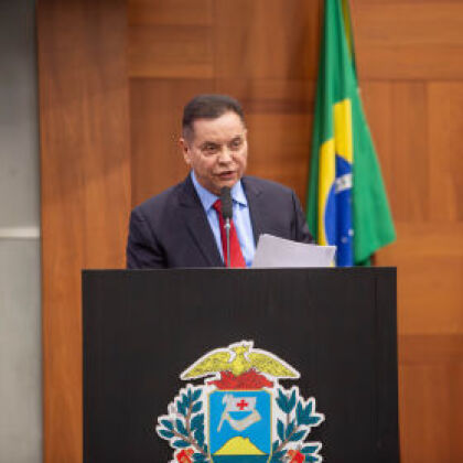 Botelho apresenta projeto que desburocratiza transferências voluntárias para pequenos municípios