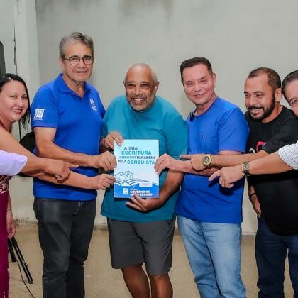 Botelho garante entrega gratuita de títulos definitivos a famílias do Jardim Renascer