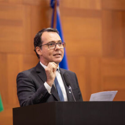 Lúdio comemora investimento de R$ 100 milhões do governo Lula em maternidade em VG