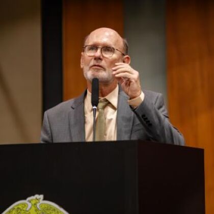 Avallone propõe união de esforços do governo e prefeitura para salvar a Santa Casa