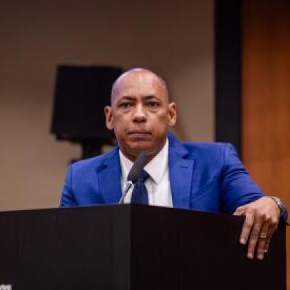 Projeto de lei quer garantir atendimento presencial a públicos prioritários