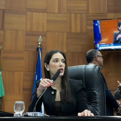 PL acaba com cobrança de 14% sobre aposentadorias e pensões de servidores 