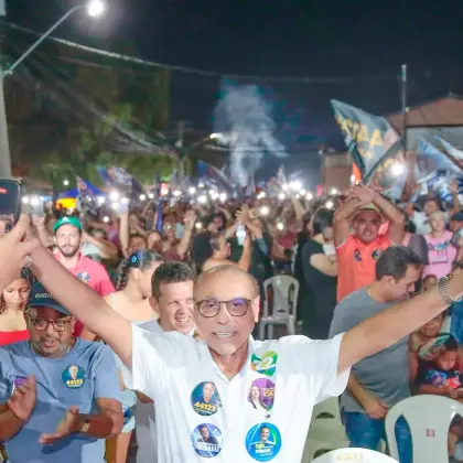 Júlio Campos celebra emenda para creche ao lado de Jayme, Janaína e Marcrean