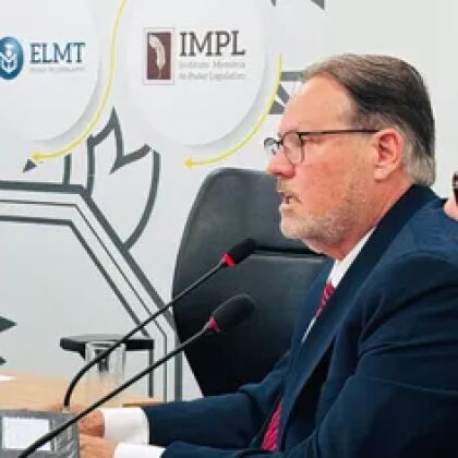 Ex-secretário de saúde presta depoimento na CPI